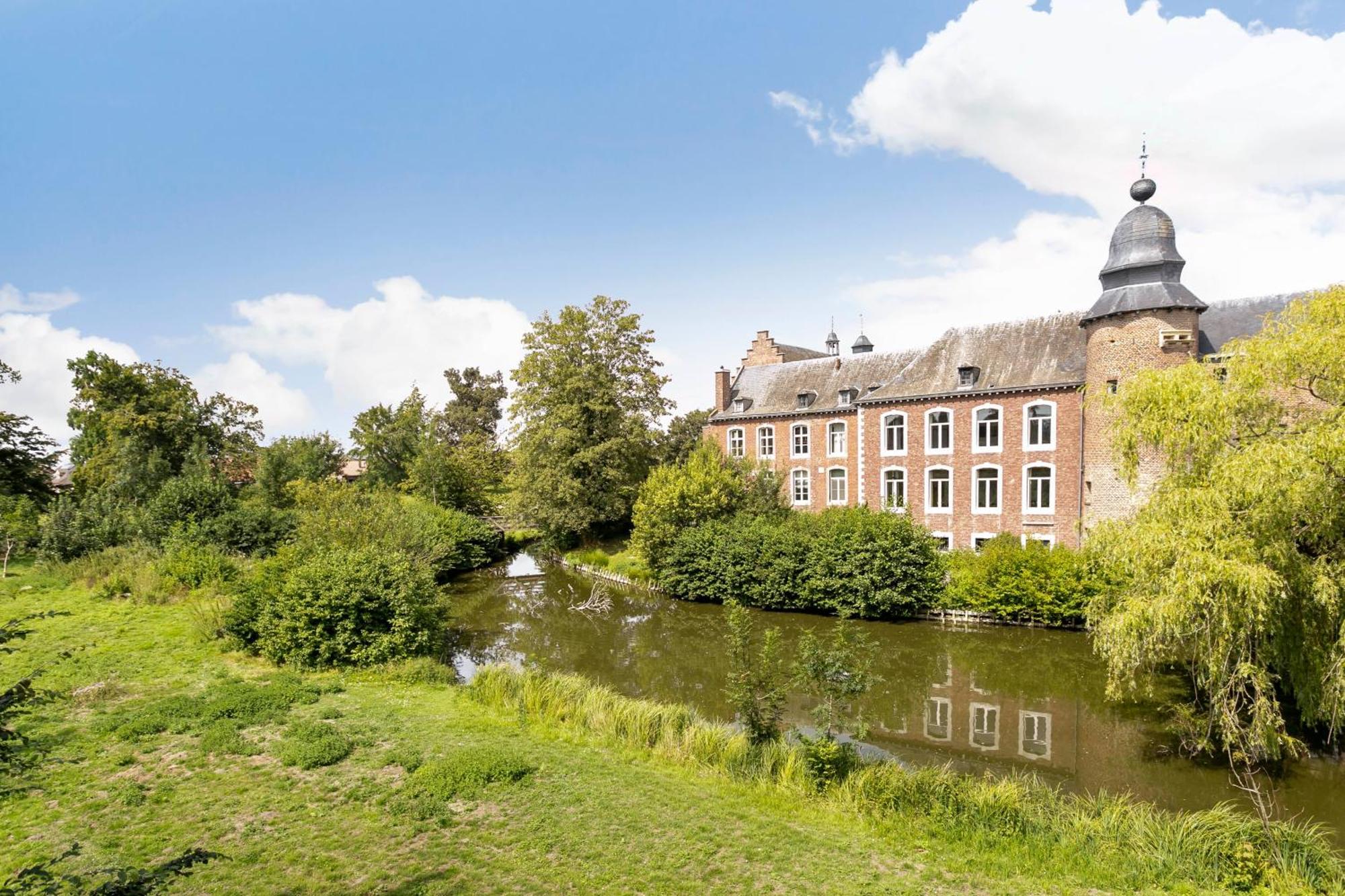 Chateau De Looz Екстер'єр фото